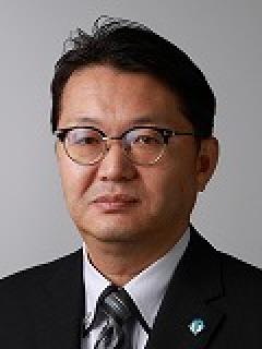 安野 卓