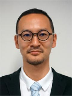 越山 顕一朗
