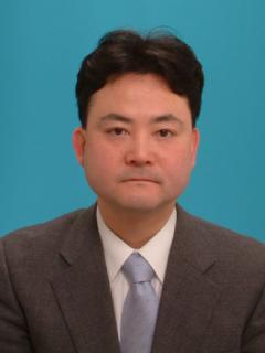 伏見 賢一